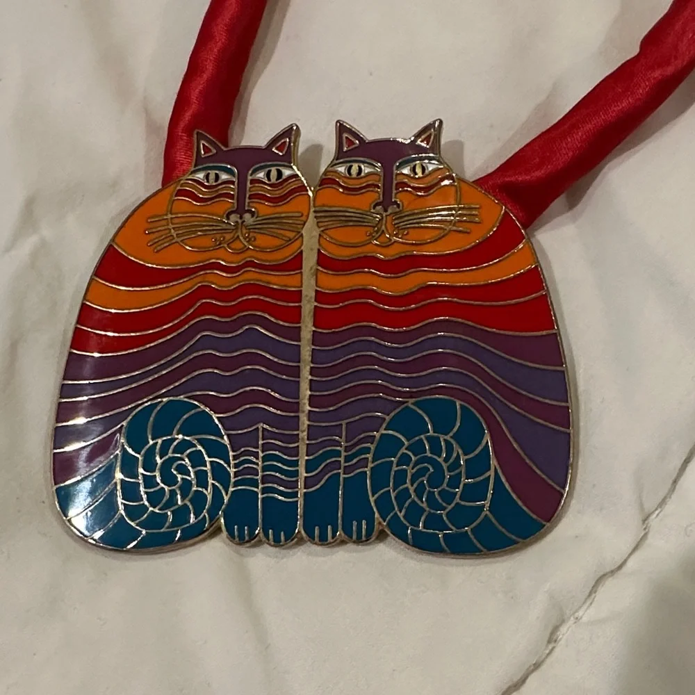 Laurel Burch Rainbow Cats 1987 Limited Edition Pendant Necklace